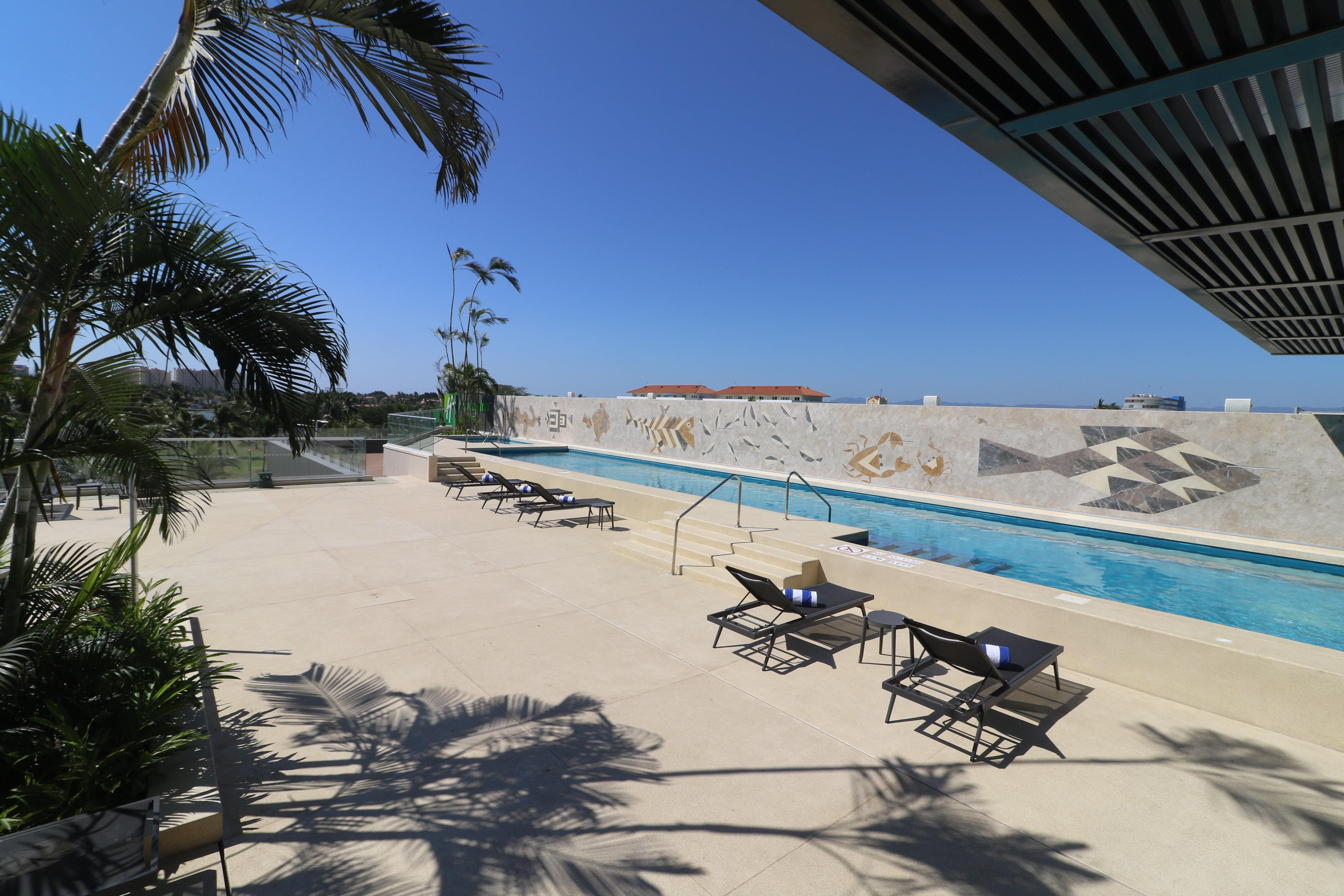 HOLIDAY INN  LA ISLA ACAPULCO